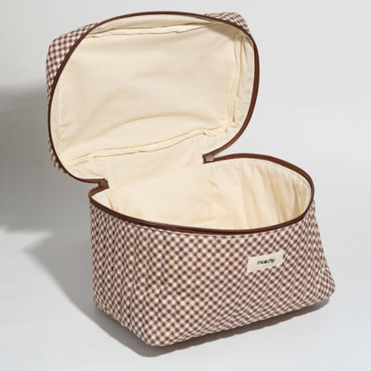 Georgina Train Case